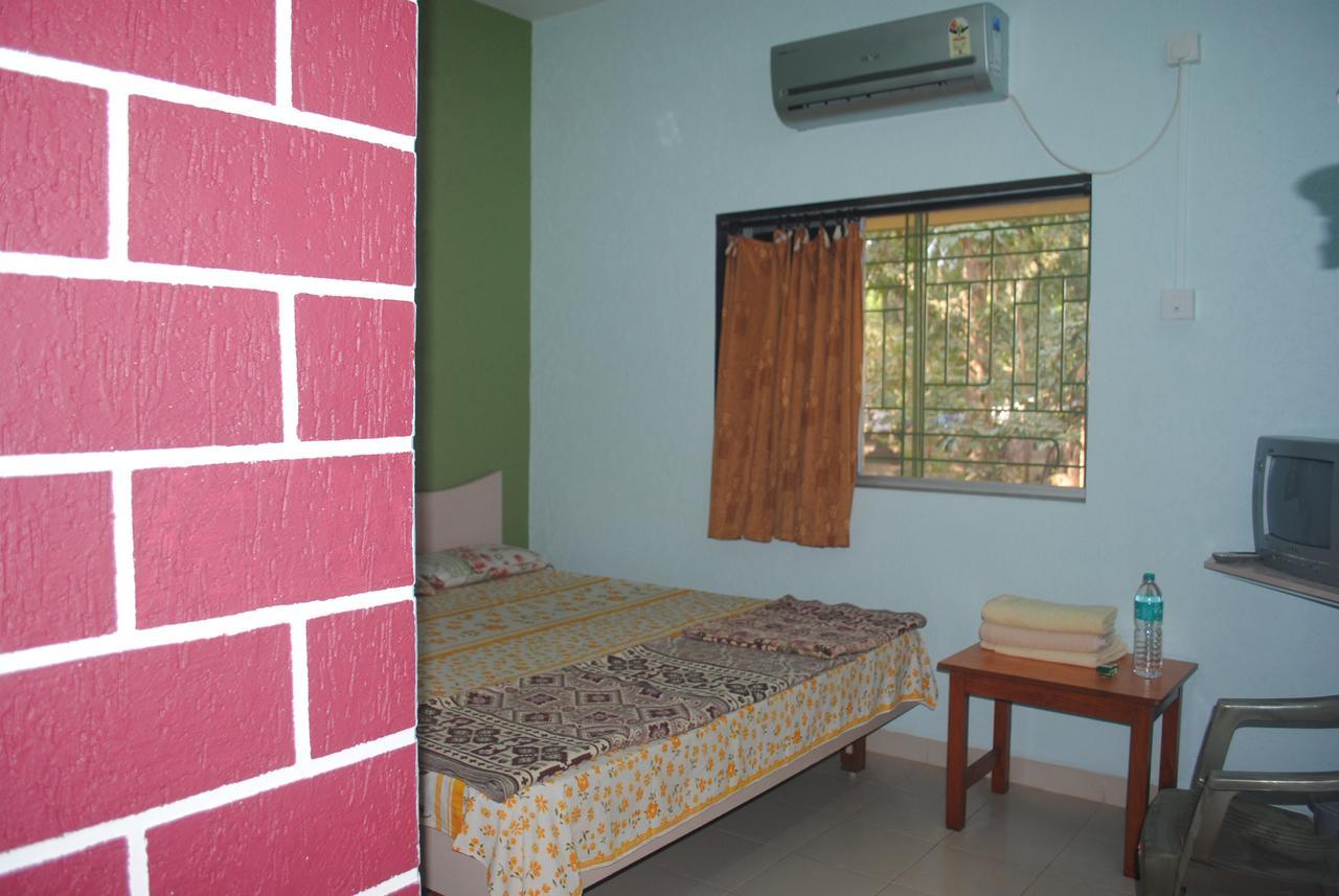 Hotel Anjali Lodge Mālvan Esterno foto