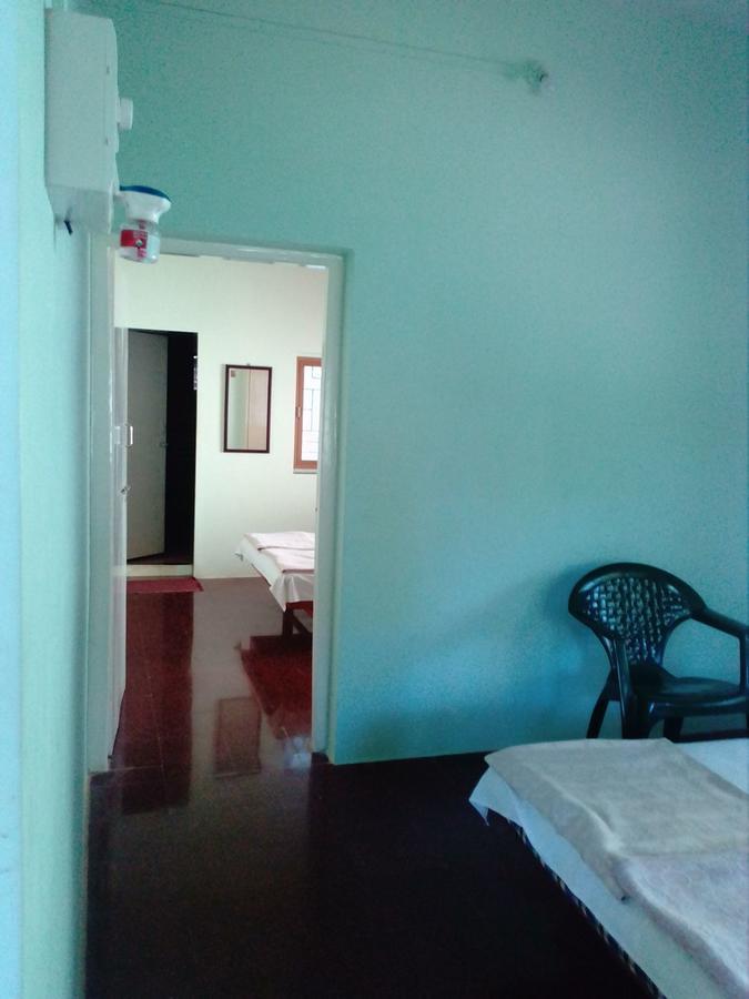 Hotel Anjali Lodge Mālvan Esterno foto